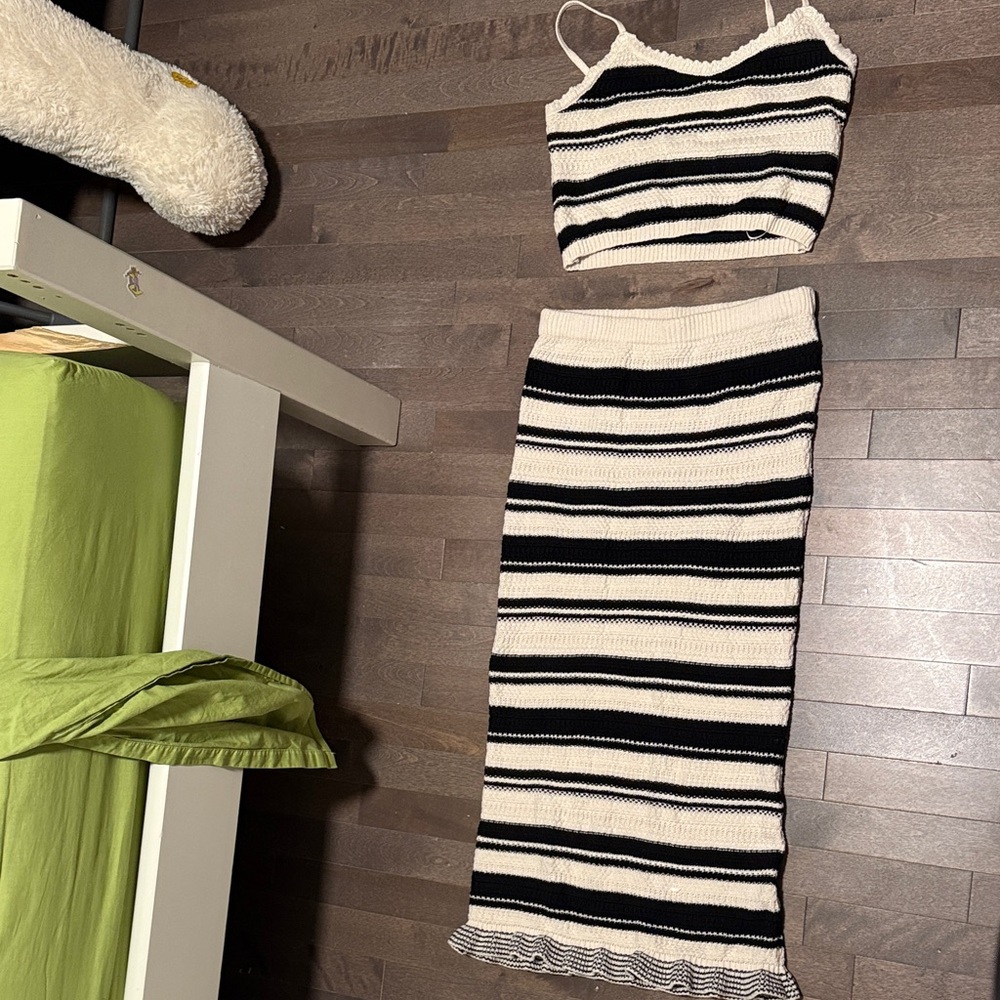 Freshman Black and White Striped Knit Set